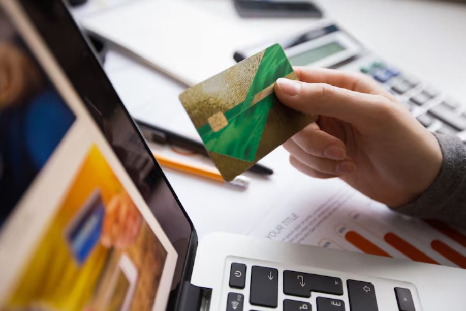 GoDutch en Finom: Welke is Beter voor Jouw Onderneming?